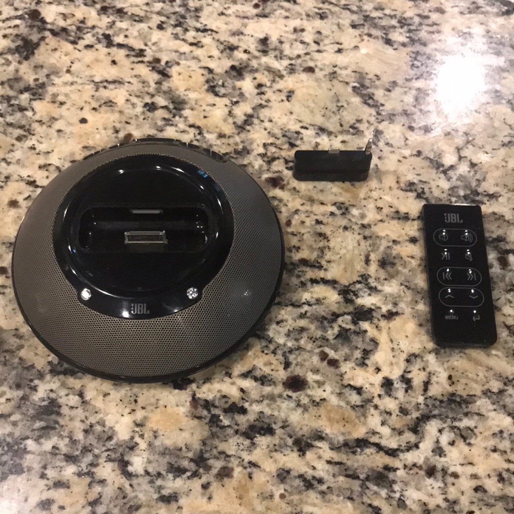 JBL On Stage II speaker